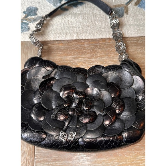 Brighton Black Floral Leather Applique Shoulder Bag Silver Chain Heart Charm - Picture 3 of 13